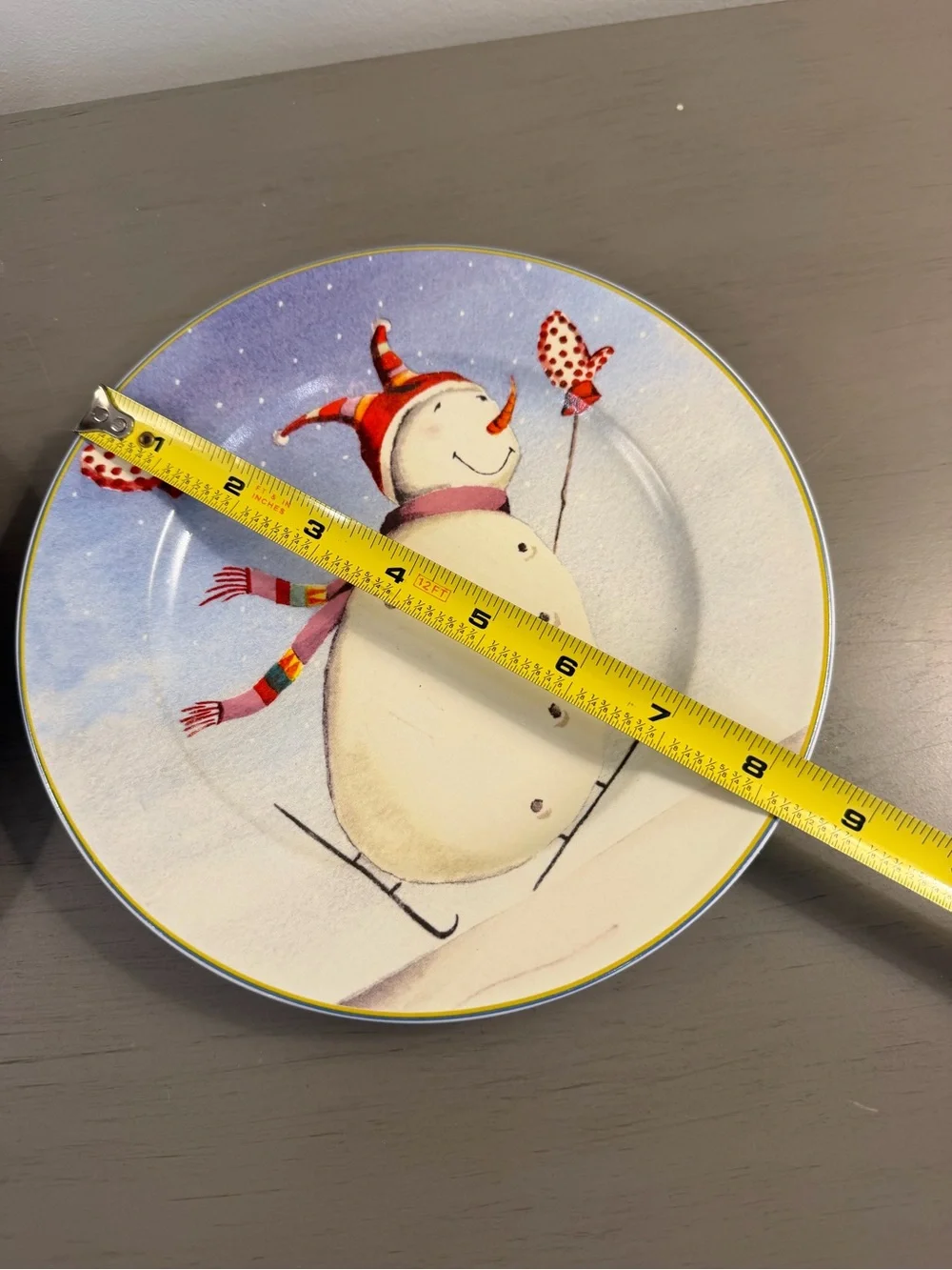 Oneida Sporting Snowmen Salad Dessert Plates Set Of 2 Hockey Ski Winter Holiday